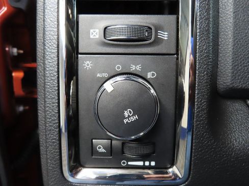 Used 2013 RAM 1500 Sport w/ Sport Premium Group image 46