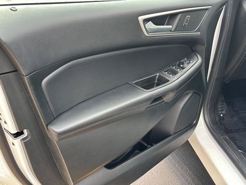 Used 2024 Ford Edge SEL w/ Convenience Package AWD/4WD image 11
