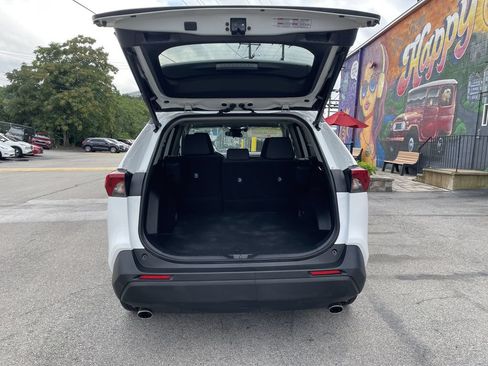 Used 2023 Toyota RAV4 XLE w/ Convenience Package AWD/4WD image 13