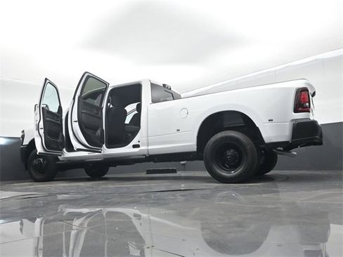 Used 2025 RAM 3500 Tradesman image 69