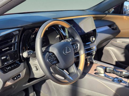 Certified 2025 Lexus RX 350 Premium image 12