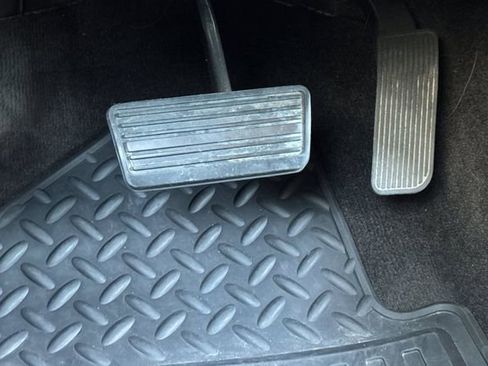 Used 2013 Chevrolet Silverado 2500 LT w/ Interior Plus Package image 40