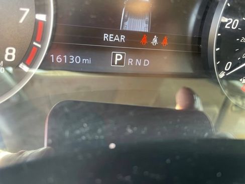 Used 2025 Nissan Frontier SV RWD image 15