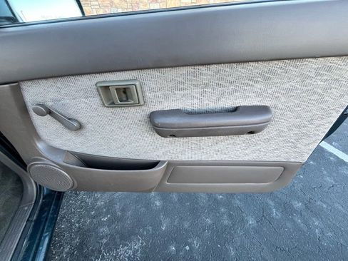 Used 1998 Toyota Tacoma 2WD Xtracab image 15