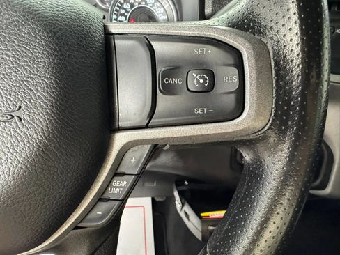 Used 2024 RAM 3500 Tradesman w/ Chrome Appearance Group AWD/4WD image 16
