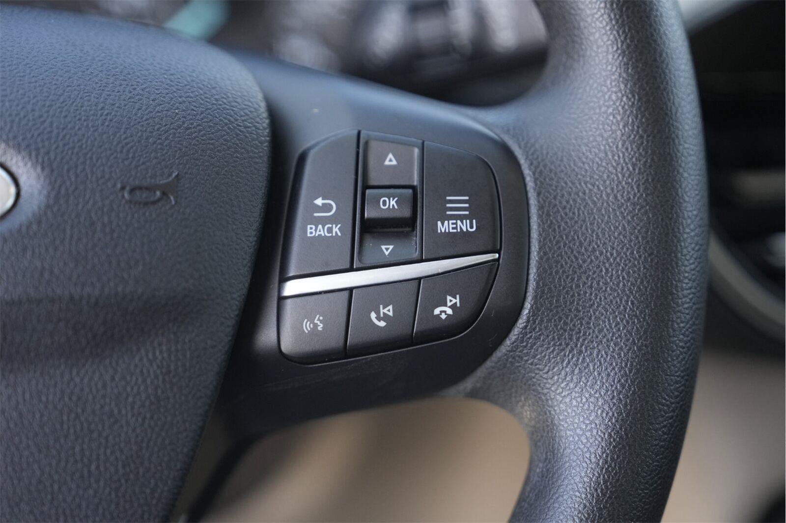 Used 2022 Ford Escape SE FWD image 23