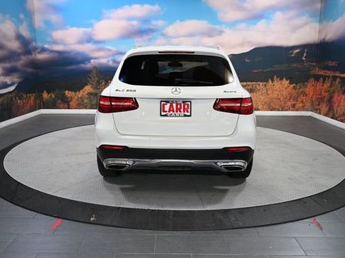 Used 2018 Mercedes-Benz GLC 300 4MATIC image 6