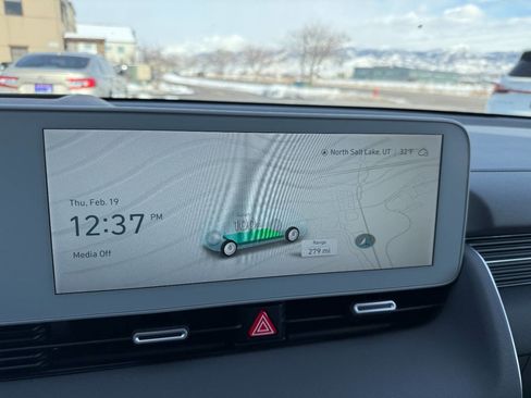 Used 2023 Hyundai Ioniq 5 Limited image 35