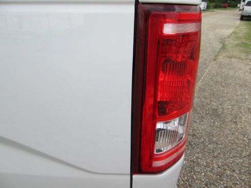 Used 2016 Ford F150 XLT w/ Equipment Group 302A Luxury AWD/4WD image 24