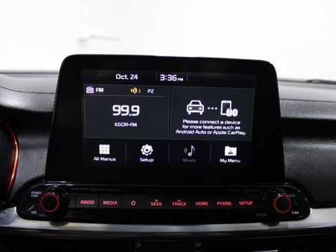 Used 2021 Kia Forte GT-Line w/ GT-Line Premium Package image 2