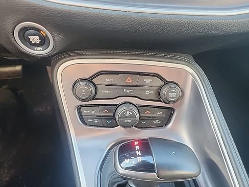 Used 2019 Dodge Challenger GT w/ Driver Convenience Group image 16