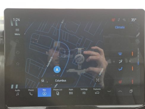 Used 2024 Ford Expedition XLT image 3