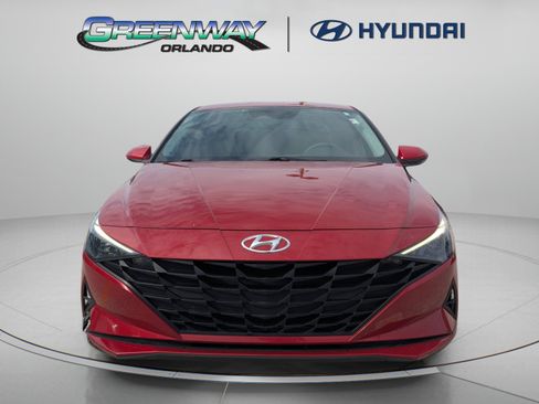 Used 2023 Hyundai Elantra SEL FWD image 2