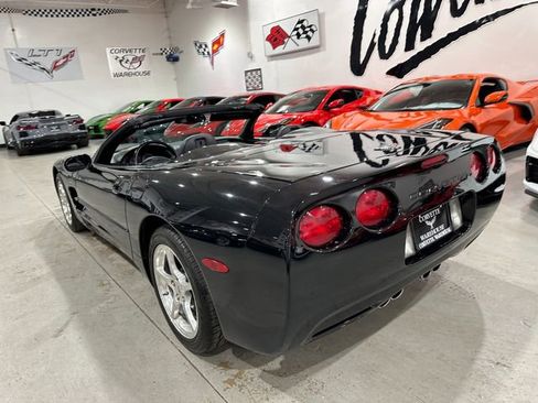 Used 2002 Chevrolet Corvette Convertible w/ Preferred Equipment Group2 RWD image 3
