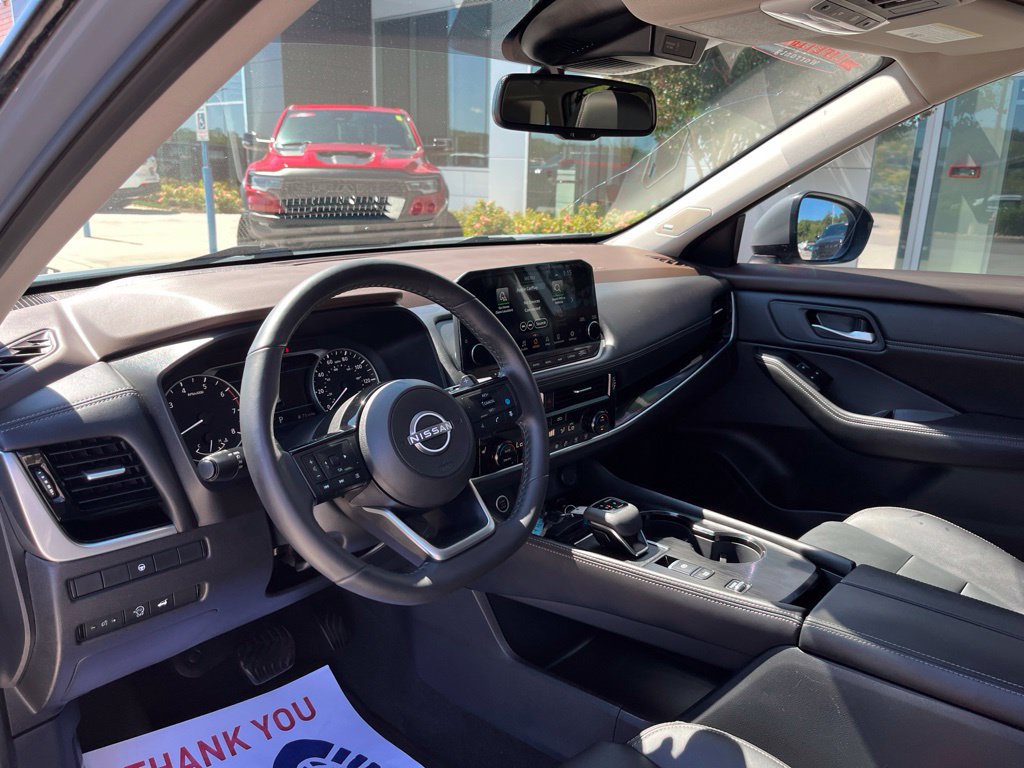Used 2023 Nissan Rogue SL w/ SL Premium Package FWD image 7