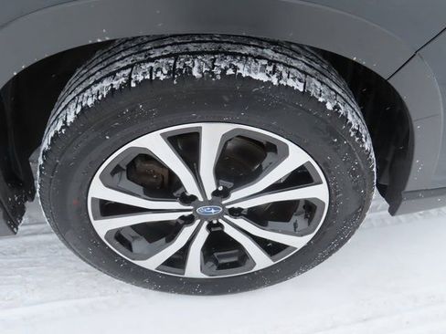 Used 2024 Subaru Forester Limited image 17