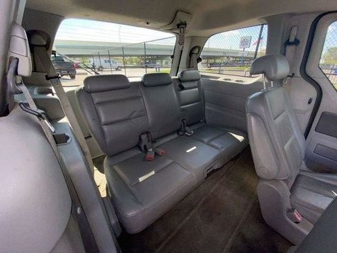 Used 2004 Ford Freestar Limited FWD image 3