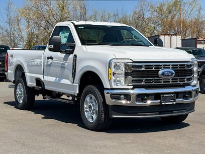 New 2025 Ford F350 XLT w/ FX4 Off-Road Package