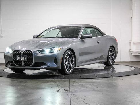 Used 2025 BMW 430i Convertible w/ Premium Package image 3