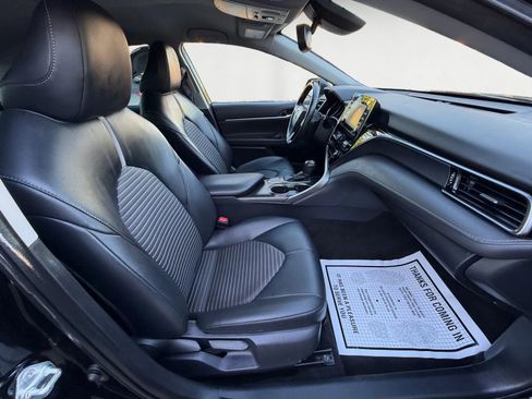 Used 2022 Toyota Camry SE w/ Convenience Package FWD image 15