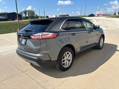 Used 2024 Ford Edge SEL w/ Convenience Package