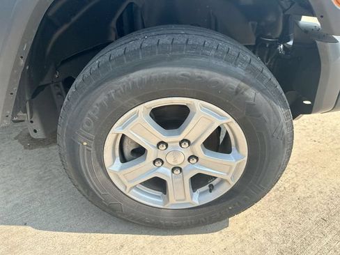 Used 2022 Jeep Wrangler Unlimited Sport AWD/4WD image 48