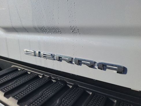 New 2026 GMC Sierra 2500 Denali w/ Denali Reserve Package image 11