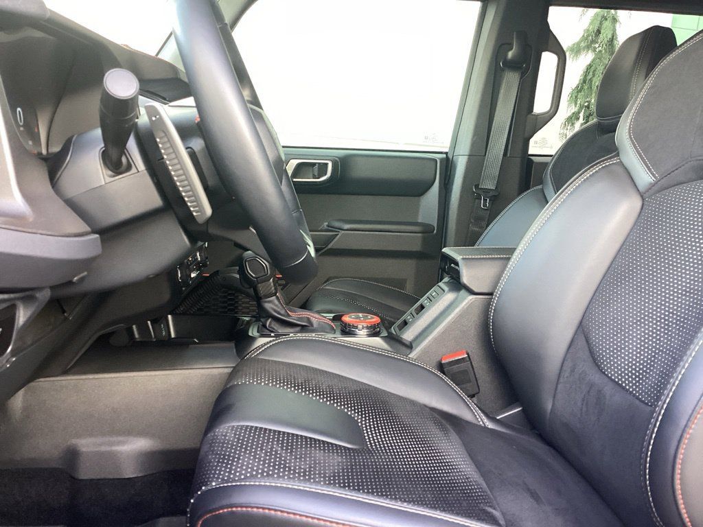 Used 2025 Ford Bronco Raptor w/ Interior Carbon Fiber Pack AWD/4WD image 4