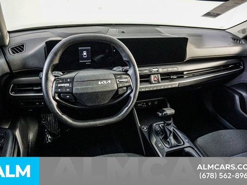 Used 2025 Kia K4 LXS image 22