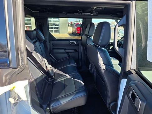 New 2026 Ford Bronco Outer Banks w/ Sasquatch Package image 9
