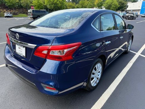 Used 2019 Nissan Sentra S FWD image 5