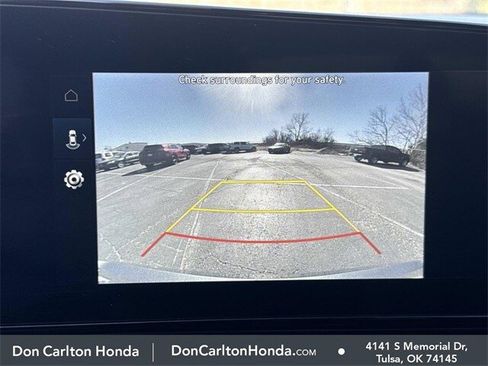 Used 2025 Hyundai Elantra SEL image 16