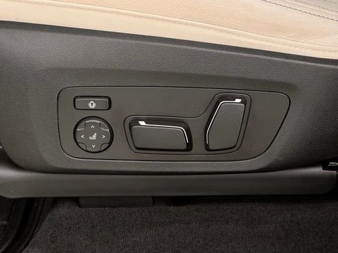 Used 2024 BMW X4 M40i image 23