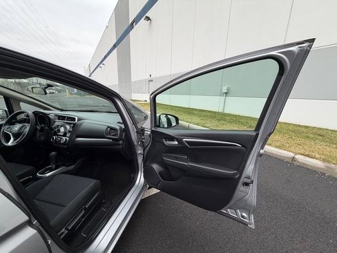Used 2018 Honda Fit LX image 13