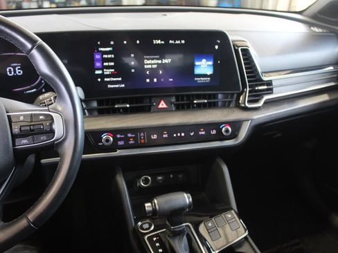 Used 2023 Kia Sportage X-Line w/ X-Line Premium Package AWD/4WD image 12