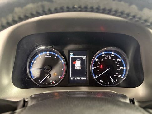 Used 2016 Toyota RAV4 XLE image 10