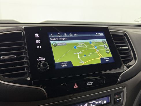 Used 2022 Honda Passport TrailSport image 17
