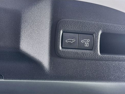 Used 2023 Subaru Solterra AWD image 27
