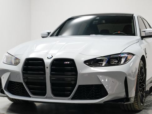 Used 2025 BMW M3 w/ Executive Package image 47