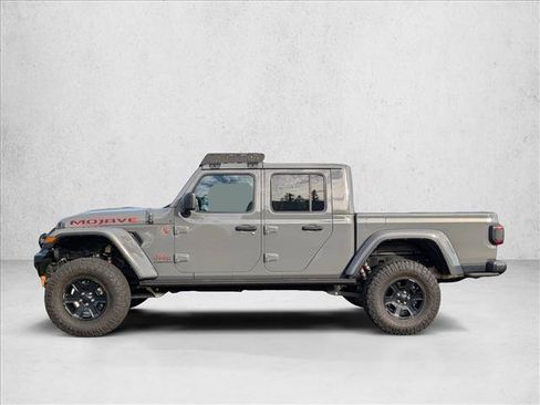 Used 2023 Jeep Gladiator Mojave w/ LED Lighting Group AWD/4WD image 9