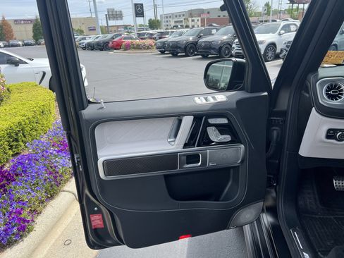 Certified 2025 Mercedes-Benz G 63 AMG 4MATIC image 14