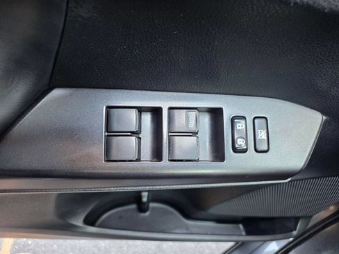 Used 2018 Toyota RAV4 XLE AWD/4WD image 24
