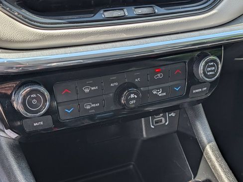 Used 2022 Jeep Compass Limited AWD/4WD image 8
