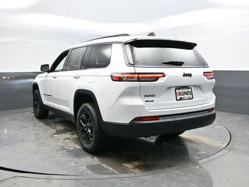 New 2026 Jeep Grand Cherokee L 4WD image 5