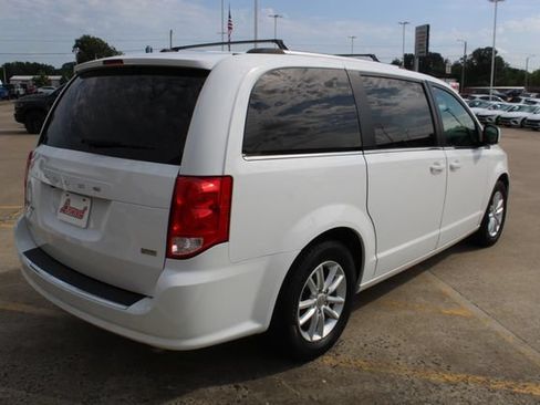 Used 2019 Dodge Grand Caravan SXT FWD image 6