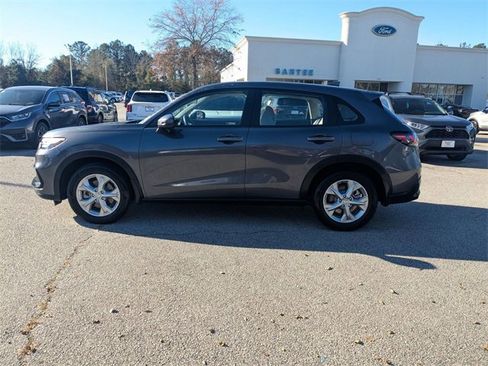 Used 2023 Honda HR-V LX image 6