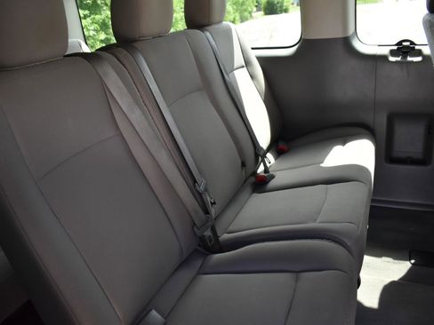 Used 2016 Nissan NV 3500 SV w/ SV Technology Package image 35