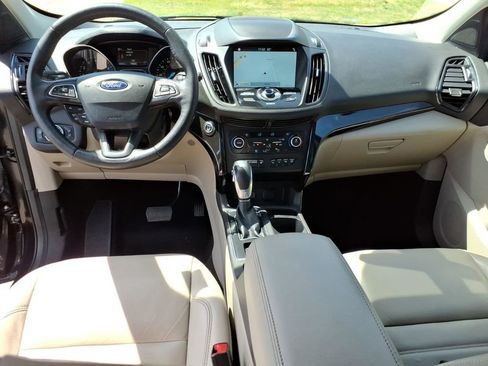 Used 2019 Ford Escape Titanium AWD/4WD image 12