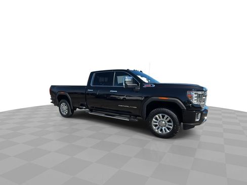 Used 2022 GMC Sierra 3500 Denali w/ Denali Ultimate Package AWD/4WD image 3