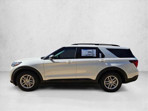 New 2026 Ford Explorer Active image 5